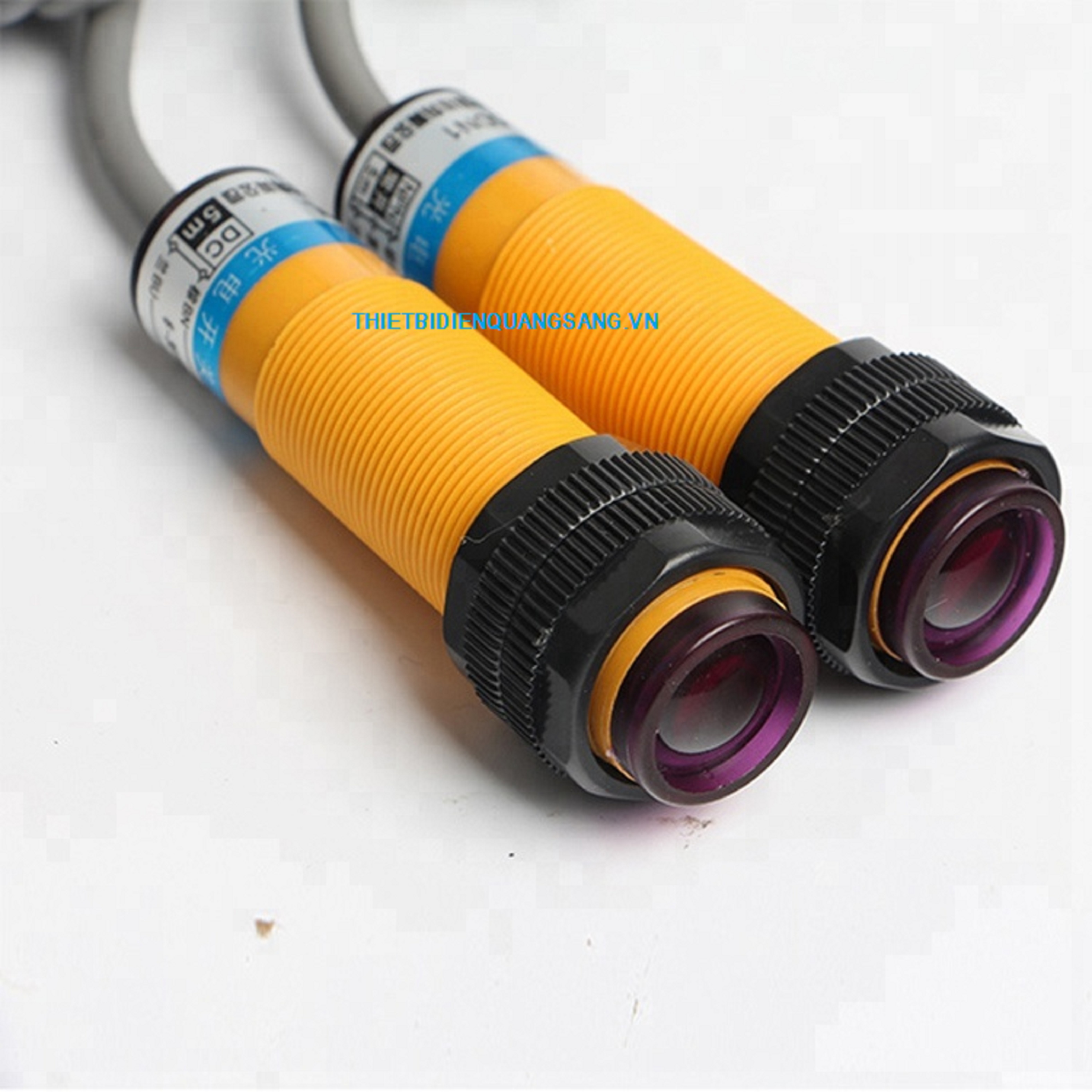 Cảm biến quang điện loại soi nhau E3F-5DN1-5L