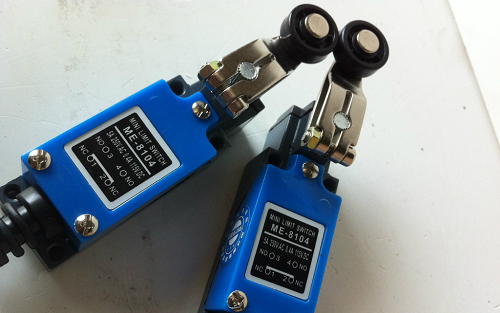 Công tắc hành trình  MOUJEN ME-8104